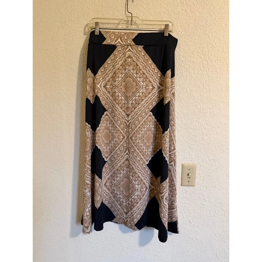 Metrowear Women XL Maxi Skirt Black Tan Geometric Medallion Rhinestone Boho Long